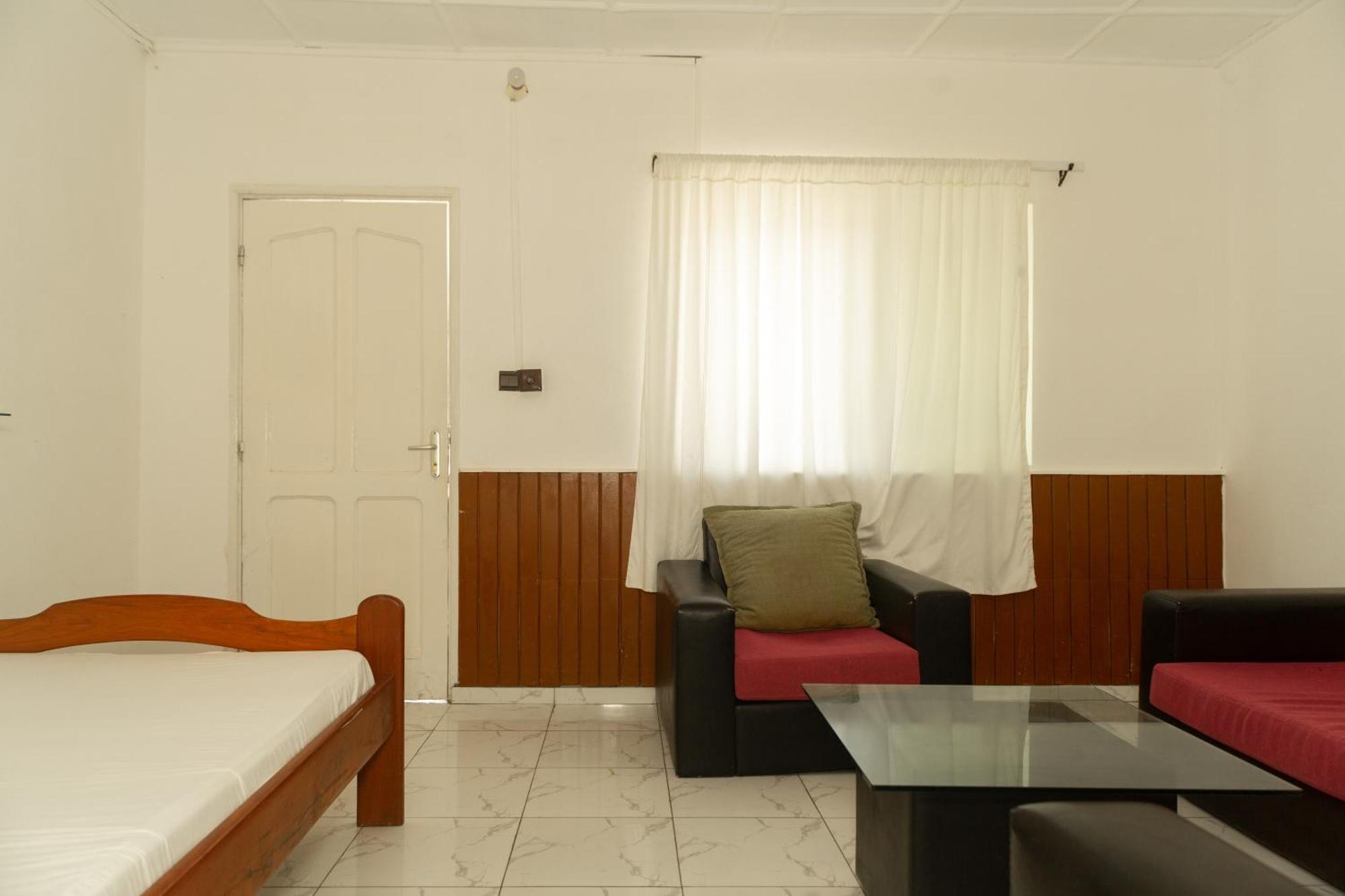 Tahiti Hotel Cotonou Exteriör bild