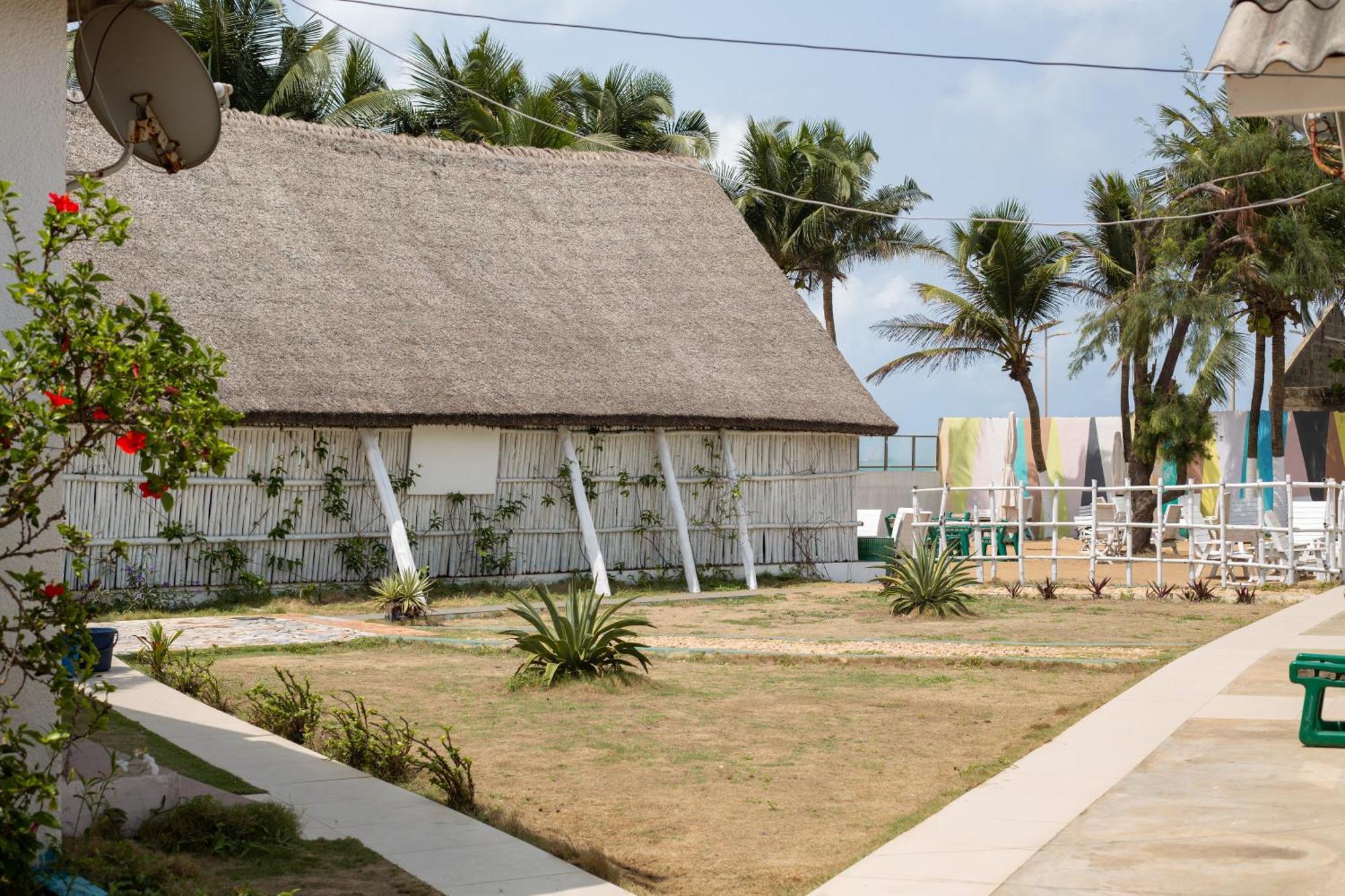 Tahiti Hotel Cotonou Exteriör bild