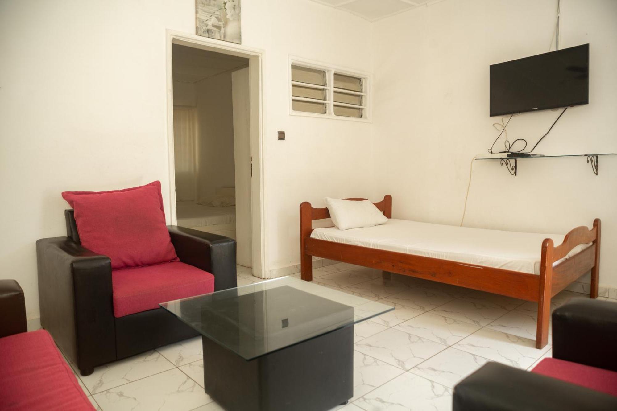 Tahiti Hotel Cotonou Exteriör bild