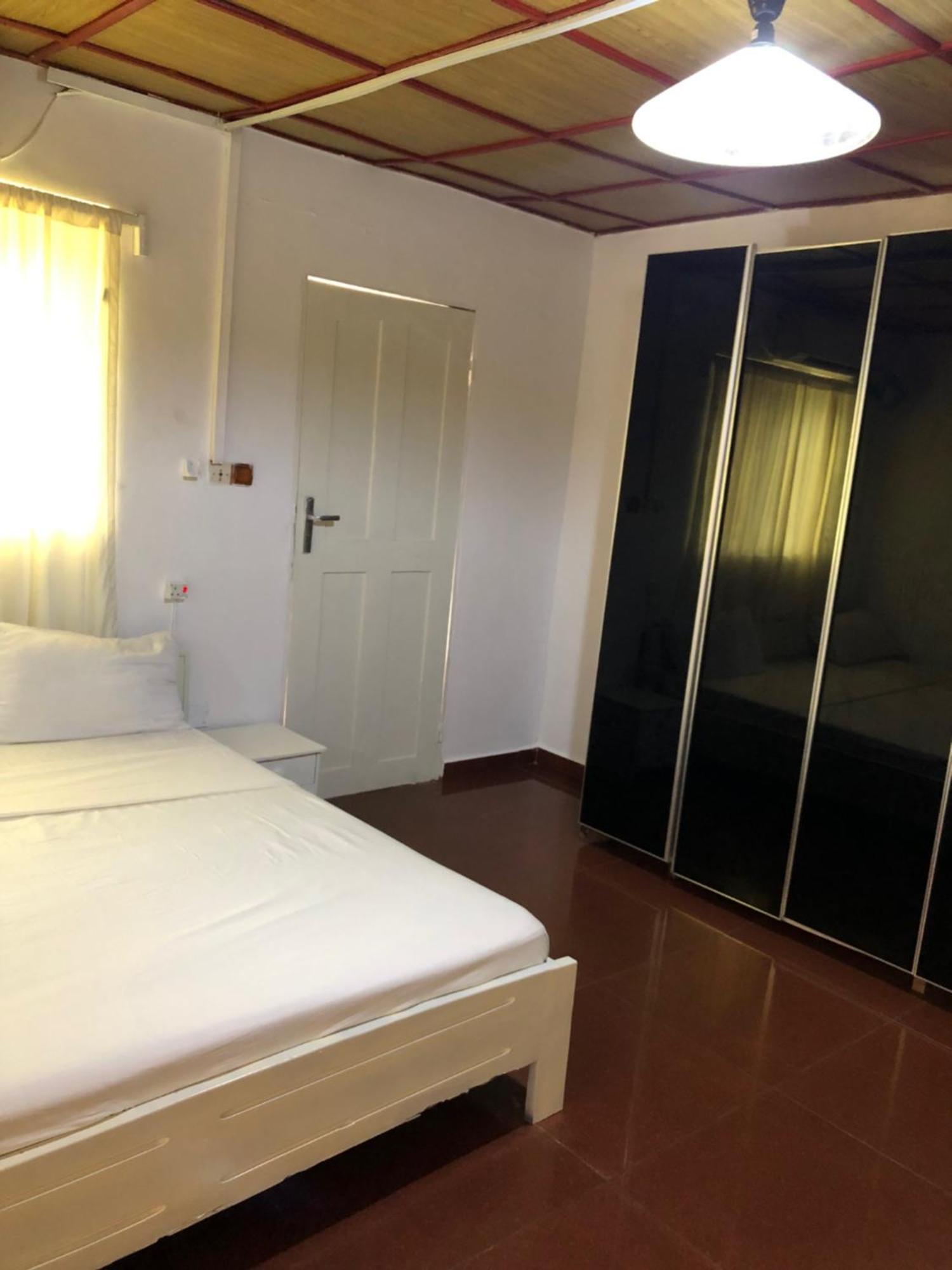 Tahiti Hotel Cotonou Exteriör bild